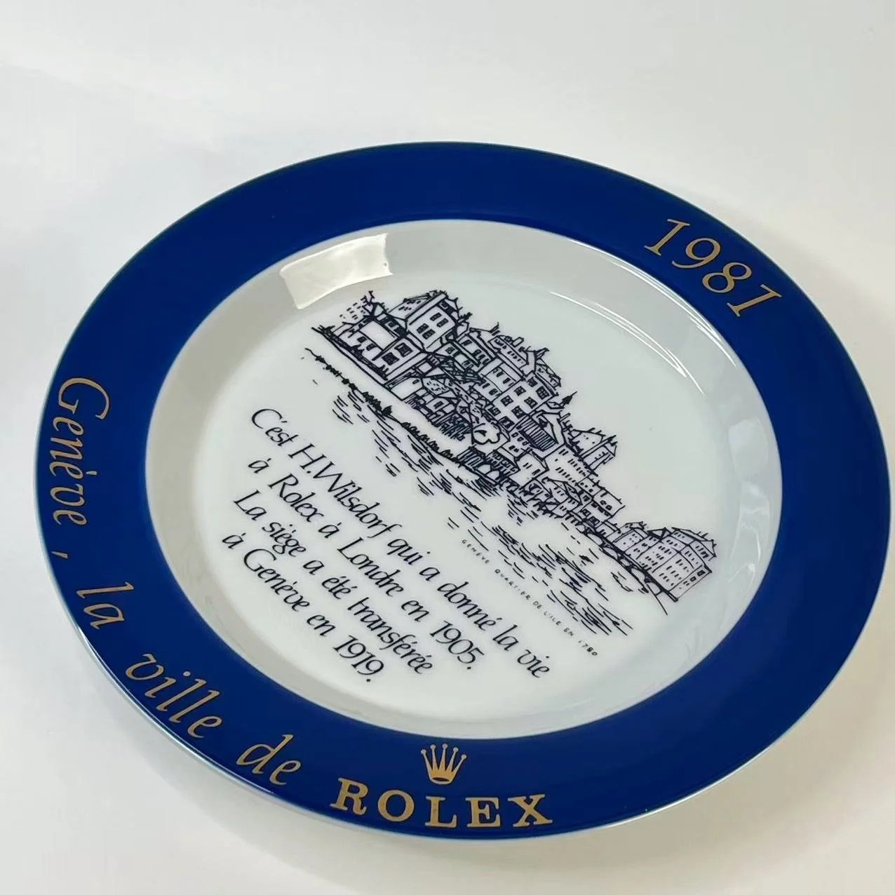 ROLEX 1981 YEAR PLATEロレックスイヤープレート非売品箱付き Rolex 1981 Geneva Commemorative Porcelain Plate Blue Gold Vintage